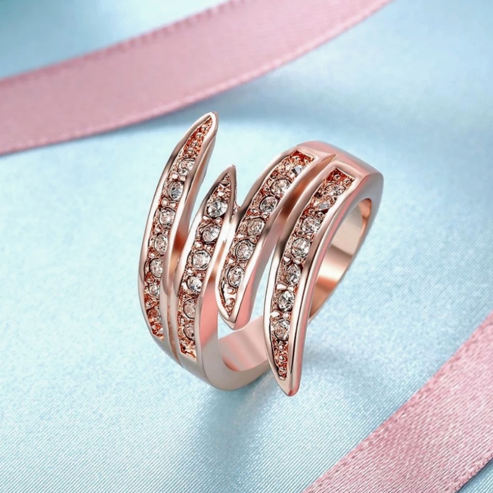 18K Rose Gold Plated Swarovski Ariana Ring
